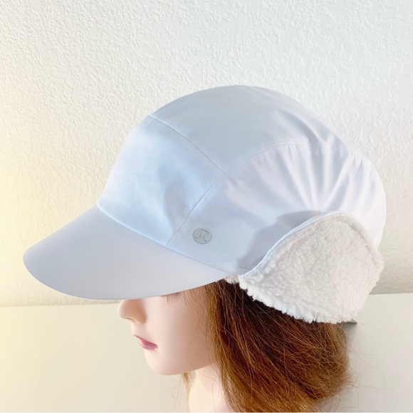 Lululemon Fleece Hat Size L/XL - Picture 5 of 12